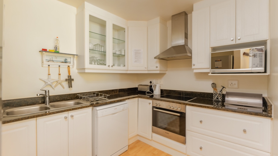 To Let 3 Bedroom Property for Rent in Struisbaai Western Cape